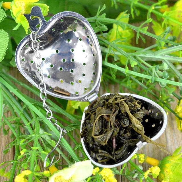 Heart-Shaped Tea Strainer in Organza Bag